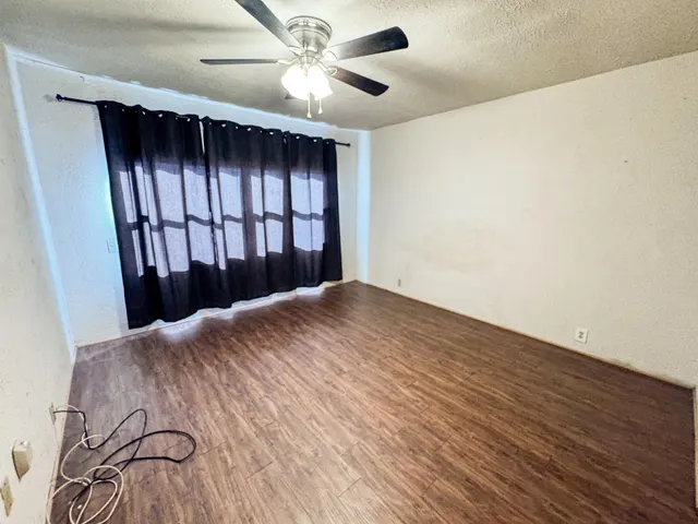 Photo 6 — 733 E 13th Street, Littlefield, TX 79339