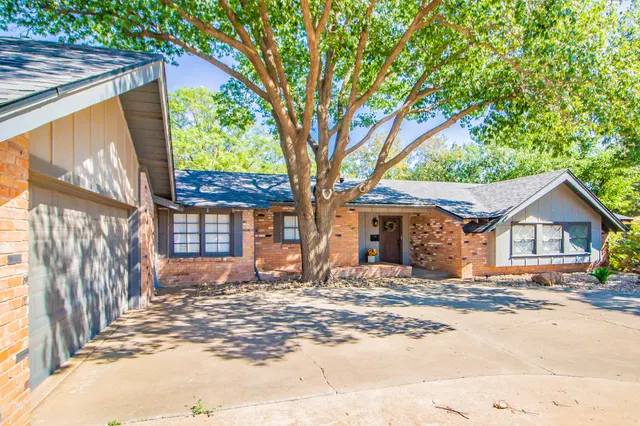 Photo 3 — 3507 66th Drive, Lubbock, TX 79413