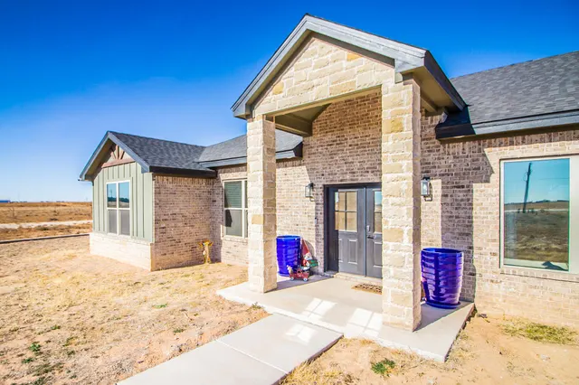 Photo 3 — 7113 E F M 1294, Idalou, TX 79329