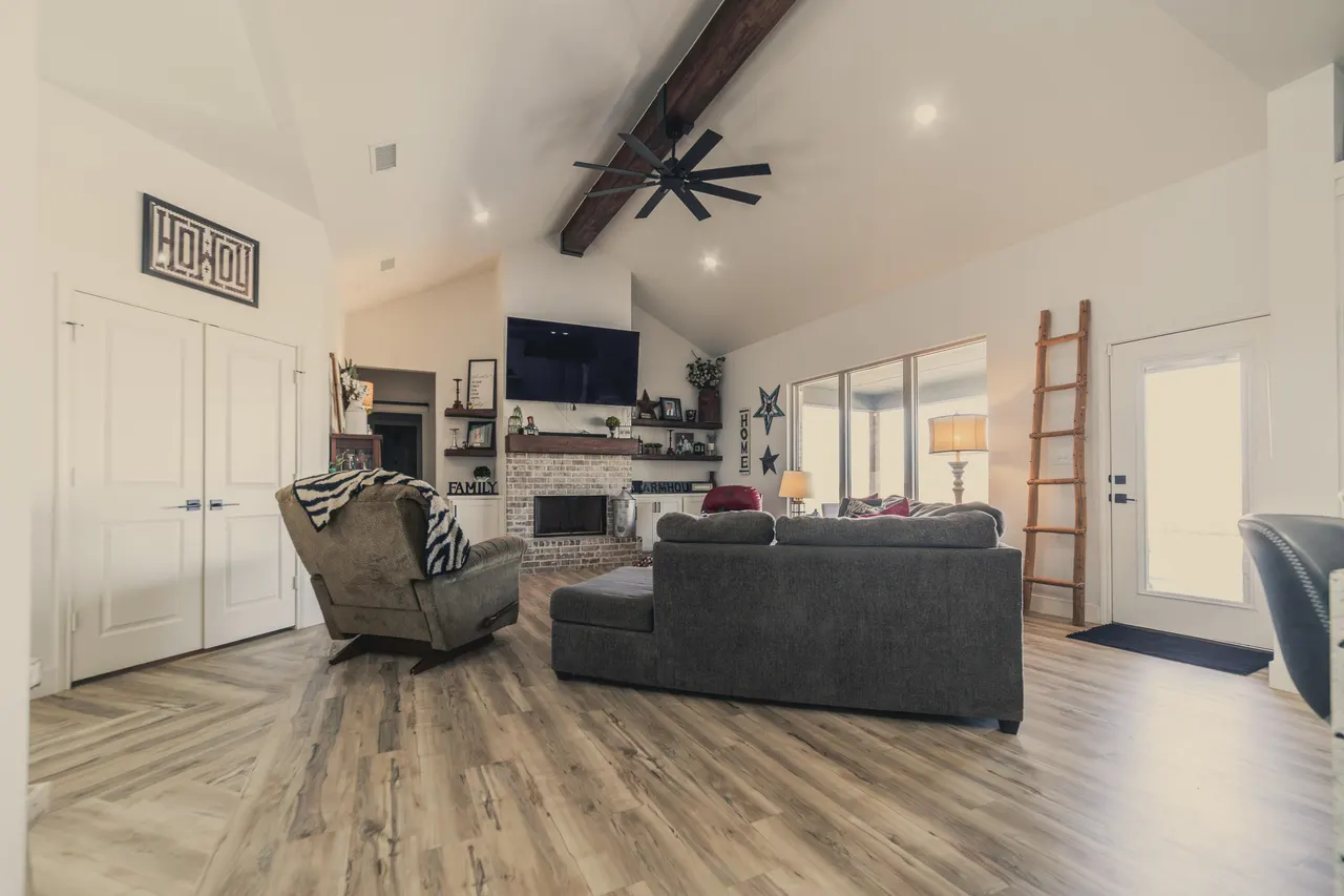Photo 9 — 7113 E F M 1294, Idalou, TX 79329