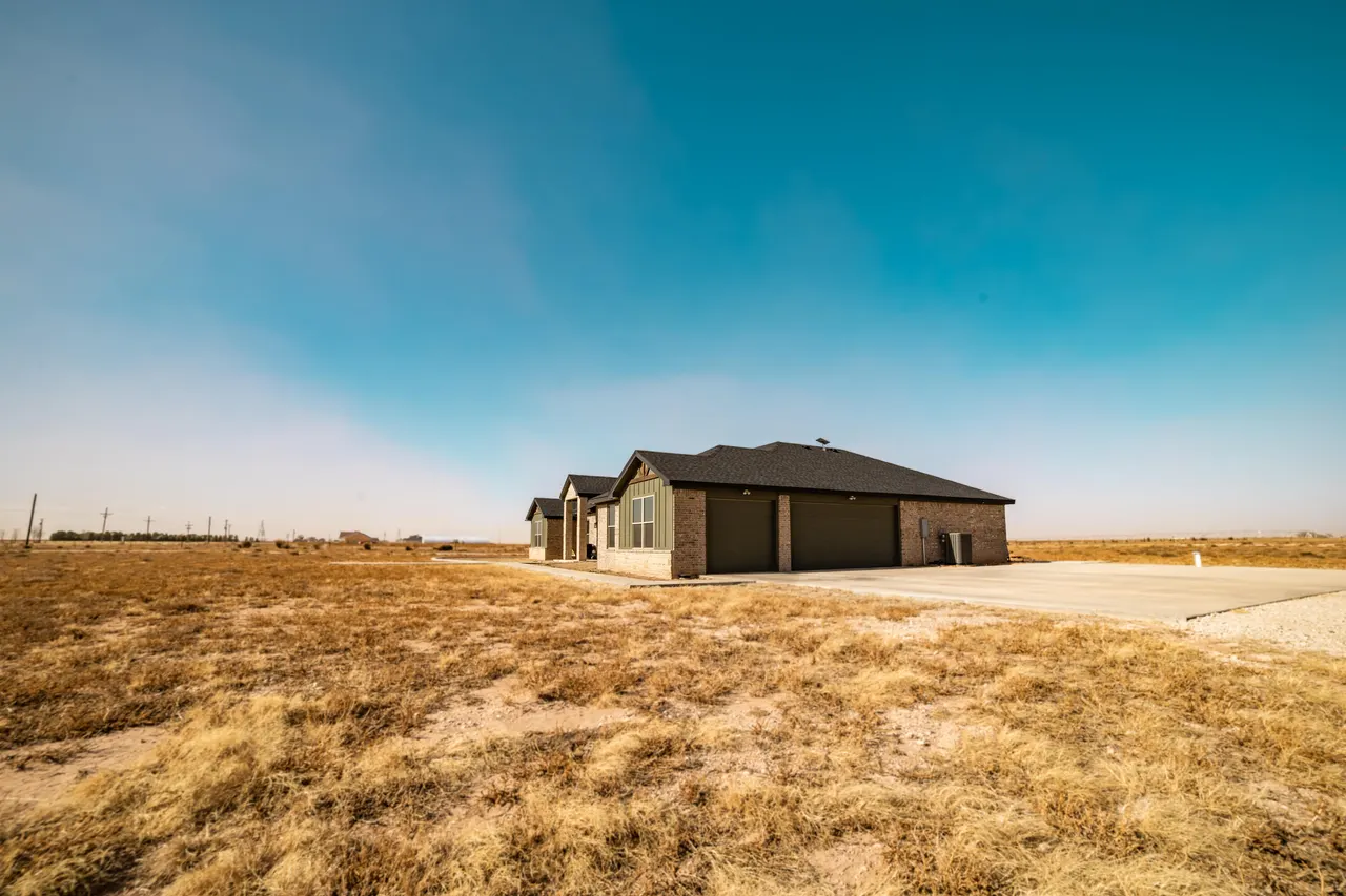 Photo 5 — 7113 E F M 1294, Idalou, TX 79329