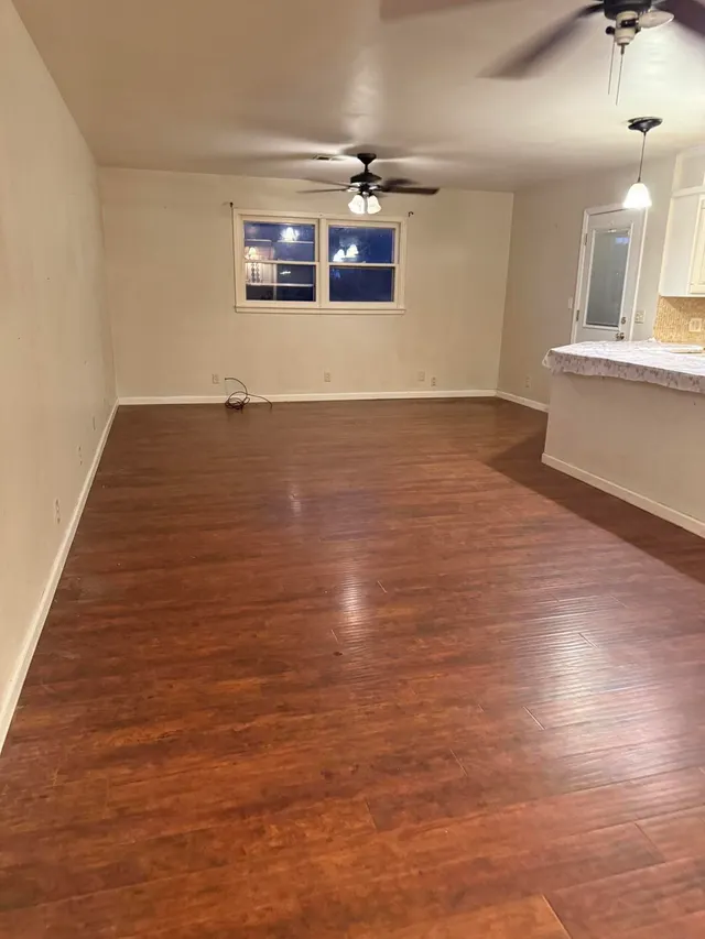 Photo 5 — 1600 W Lynn Street, Slaton, TX 79364