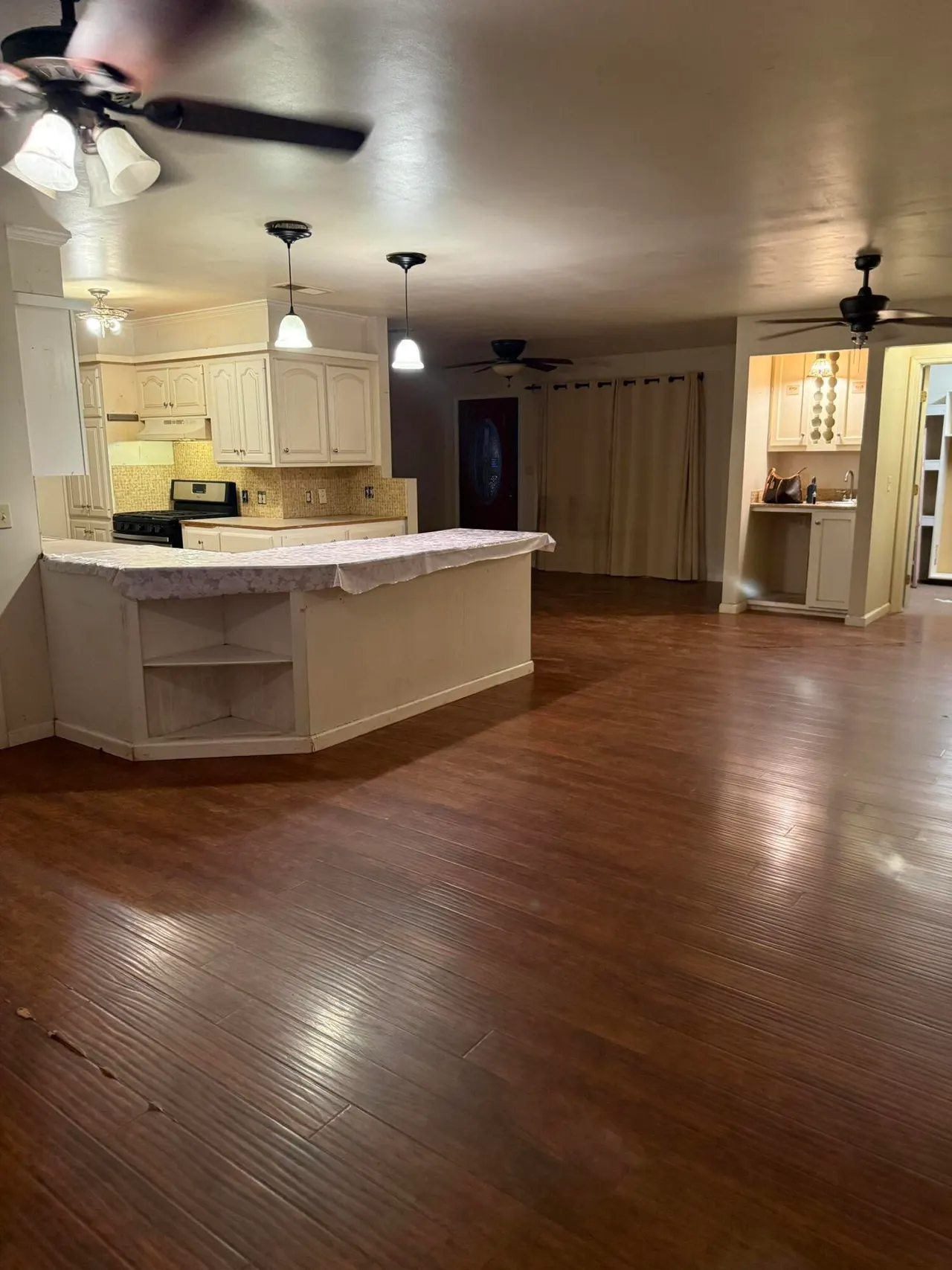 Photo 8 — 1600 W Lynn Street, Slaton, TX 79364