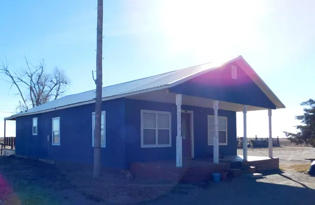 Photo 2 — 431 County Rd 225, Muleshoe, TX 79347