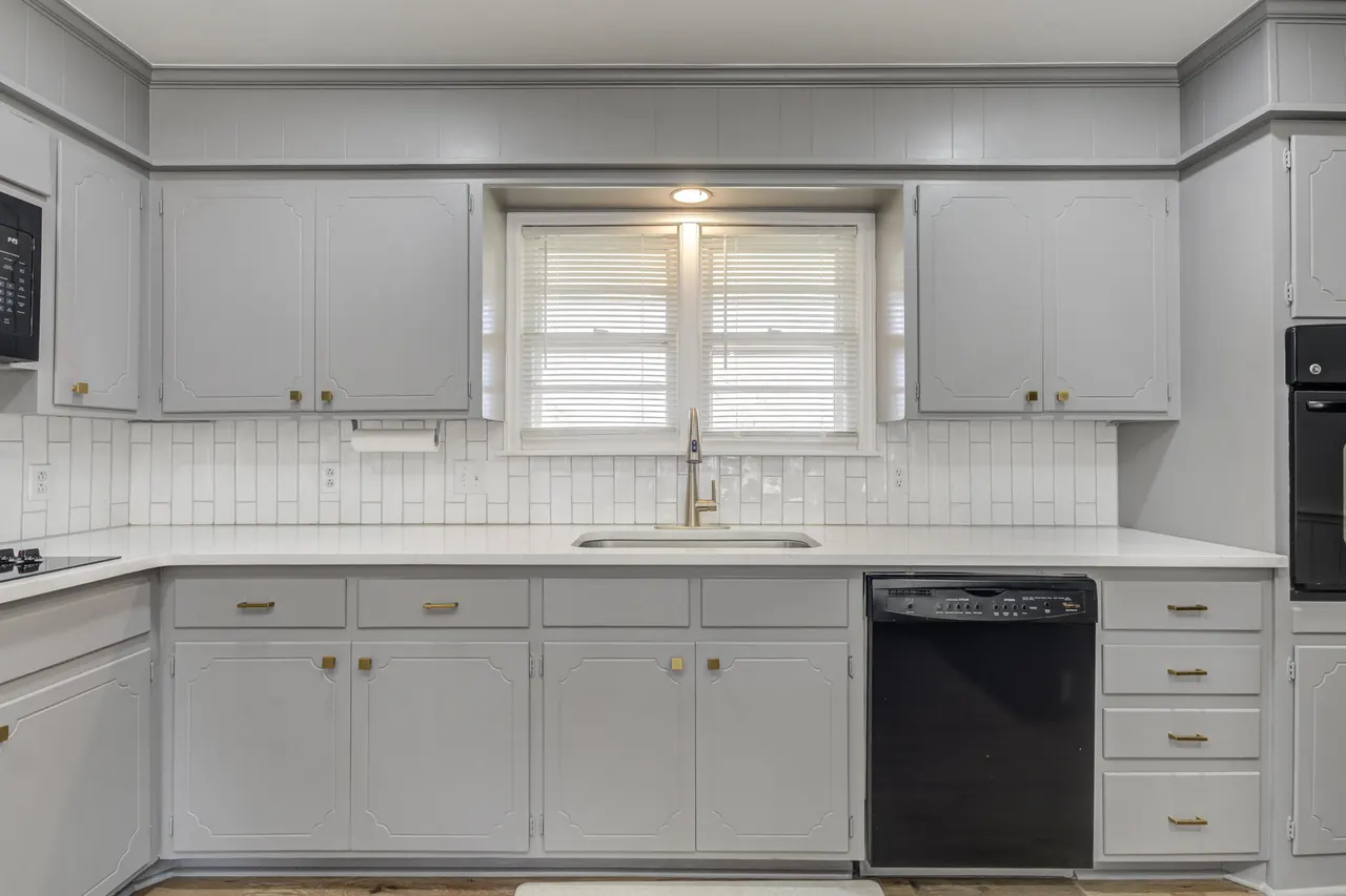 Photo 8 — 3023 66th Street, Lubbock, TX 79413