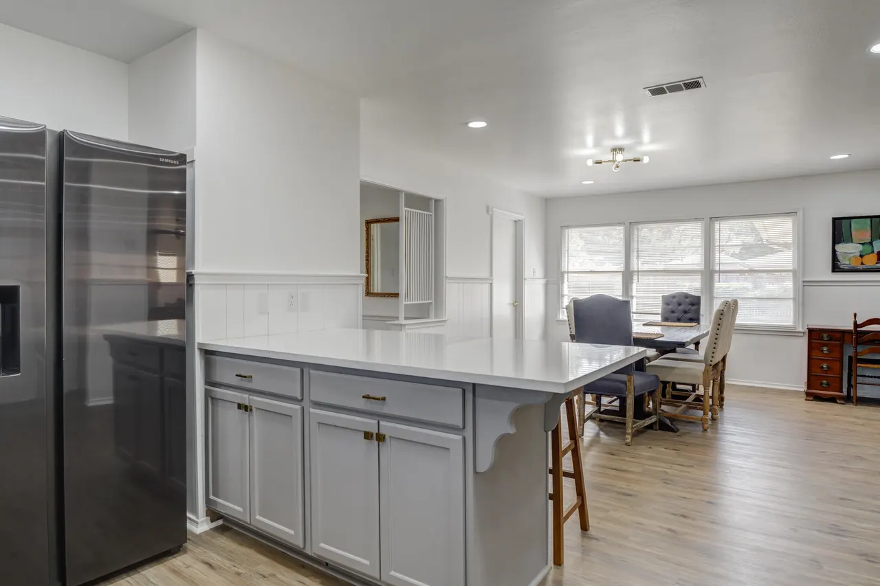 Photo 10 — 3023 66th Street, Lubbock, TX 79413