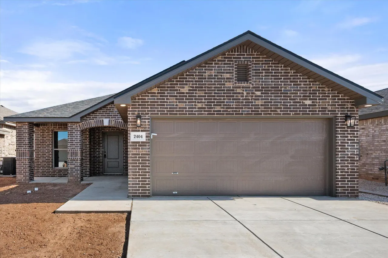 Front exterior — 2404 Aberdeen Avenue, Wolfforth, TX 79382