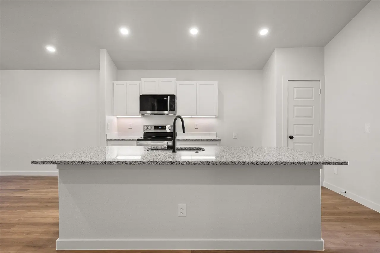 Photo 9 — 2404 Aberdeen Avenue, Wolfforth, TX 79382
