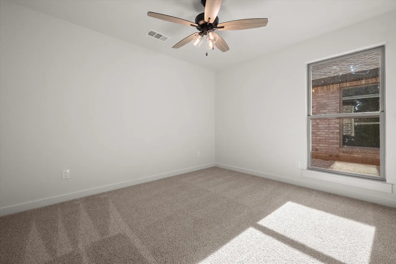Photo 17 — 2404 Aberdeen Avenue, Wolfforth, TX 79382