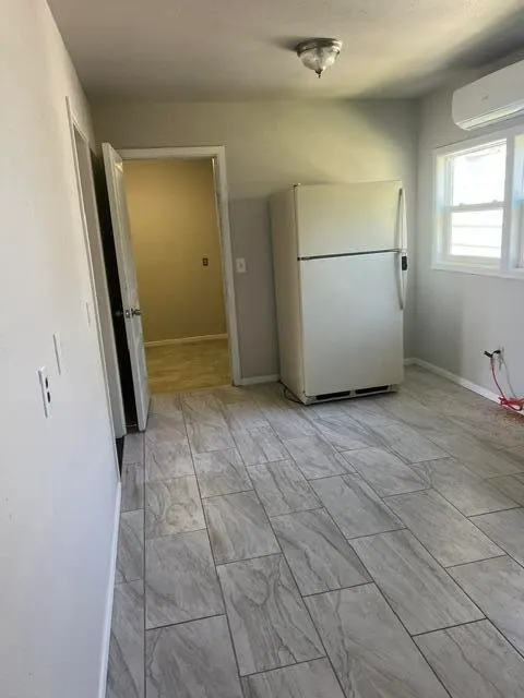 Photo 7 — 306 52nd Street, Lubbock, TX 79404