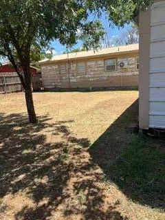 Photo 22 — 306 52nd Street, Lubbock, TX 79404