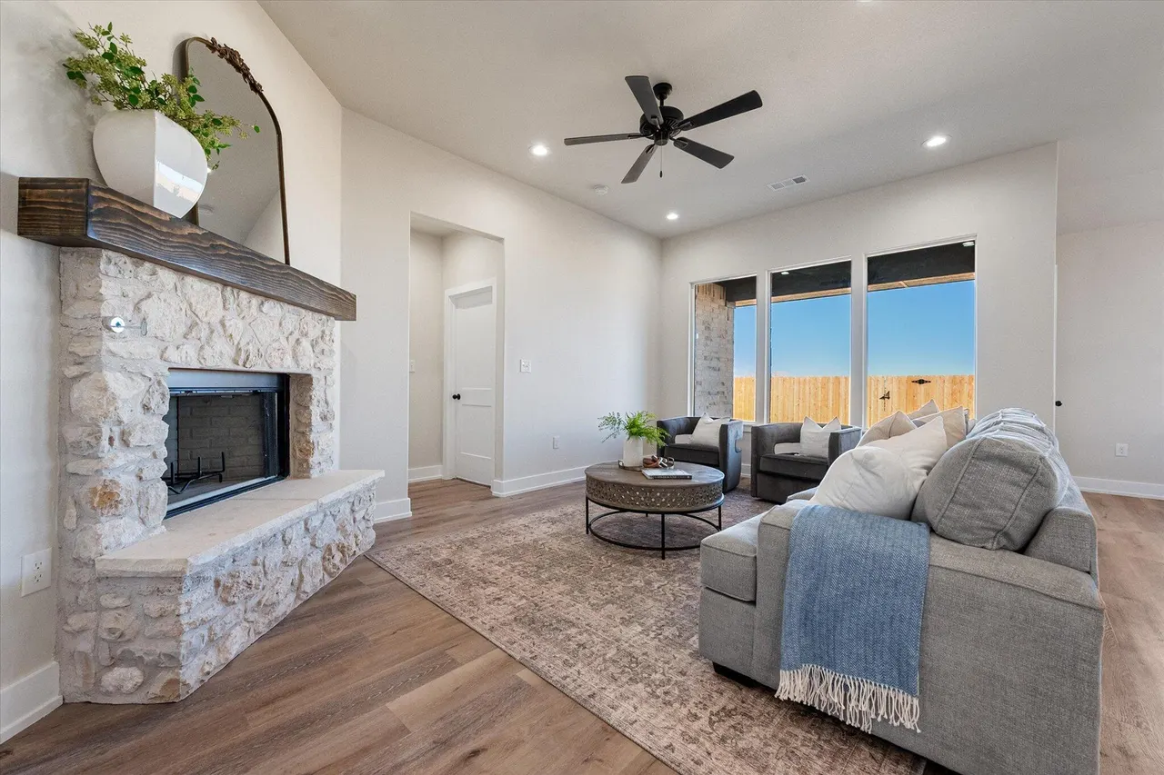 Photo 5 — 1404 Durham Avenue, Wolfforth, TX 79382