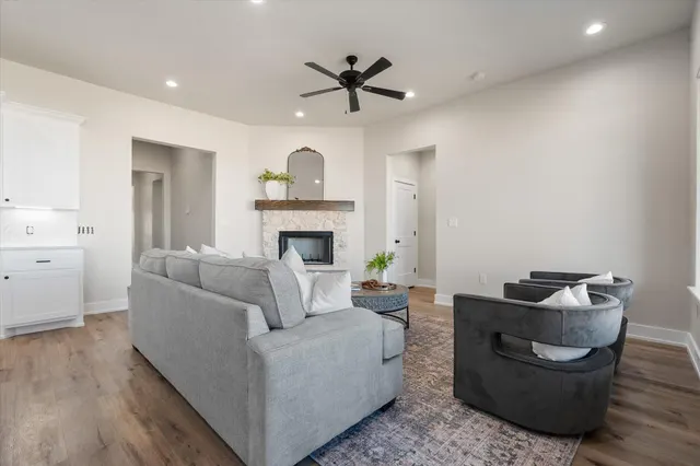 Photo 8 — 1404 Durham Avenue, Wolfforth, TX 79382