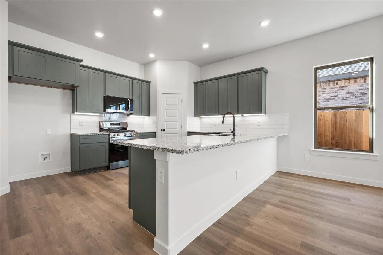 Photo 6 — 604 E 22nd Street, Wolfforth, TX 79382