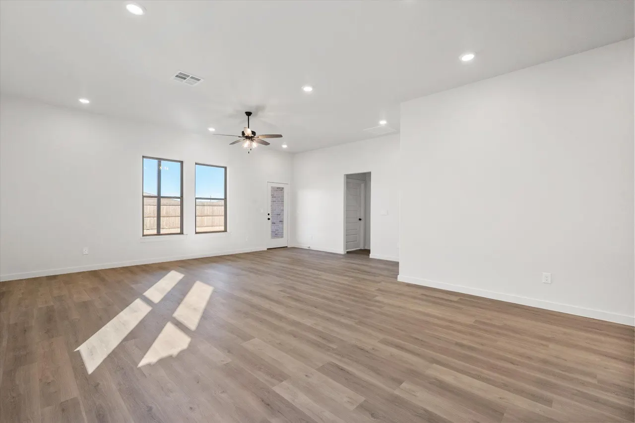 Photo 9 — 604 E 22nd Street, Wolfforth, TX 79382