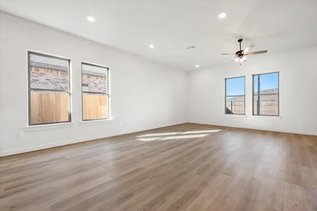 Photo 8 — 604 E 22nd Street, Wolfforth, TX 79382
