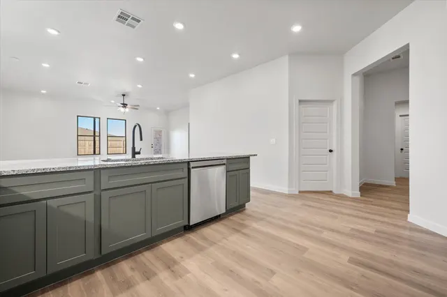 Photo 5 — 604 E 22nd Street, Wolfforth, TX 79382