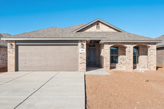 Front exterior — 604 E 22nd Street, Wolfforth, TX 79382