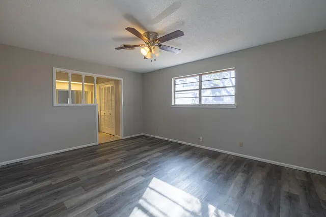 Photo 4 — 725 7th Street, Wolfforth, TX 79382