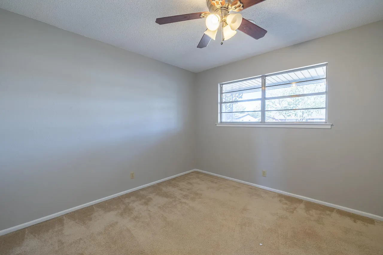 Photo 6 — 725 7th Street, Wolfforth, TX 79382