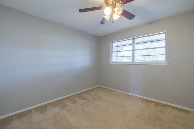 Photo 6 — 725 7th Street, Wolfforth, TX 79382