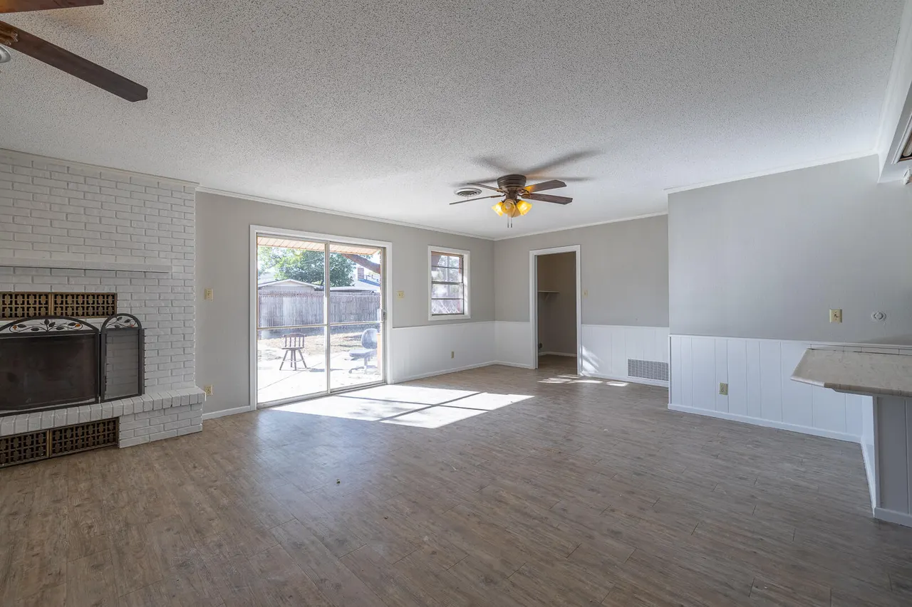 Photo 9 — 725 7th Street, Wolfforth, TX 79382