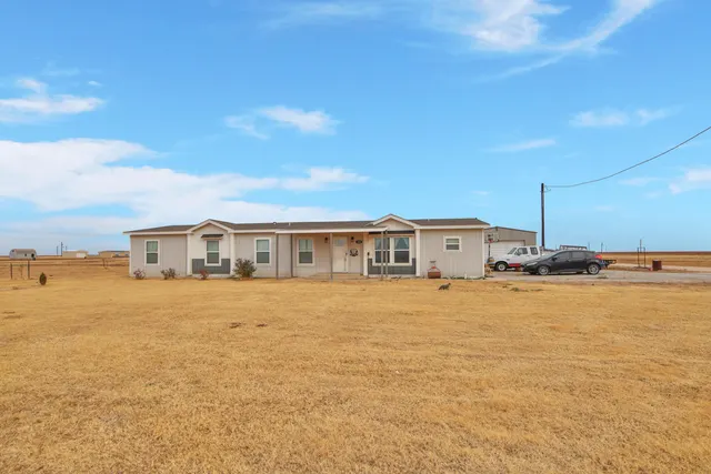 Photo 3 — 689 Farm To Market Road 179, Tahoka, TX 79373