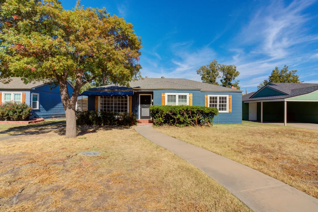 Photo 2 — 2618 31st Street, Lubbock, TX 79410