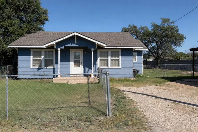 Front exterior — 2410 Fisher Street, Plainview, TX 79072
