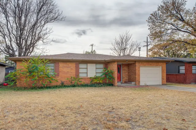 Photo 3 — 3517 47th Street, Lubbock, TX 79413
