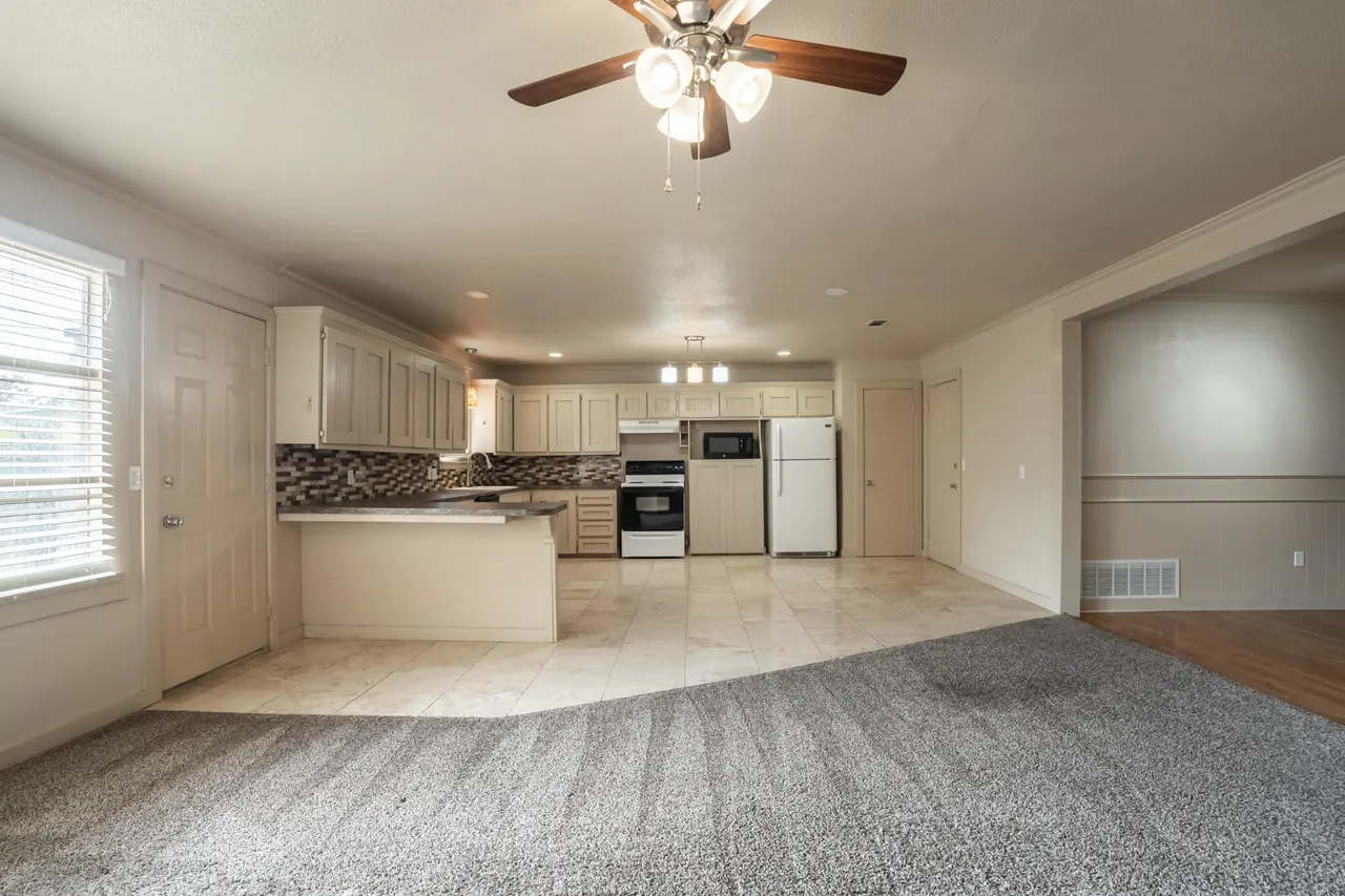 Photo 14 — 3517 47th Street, Lubbock, TX 79413
