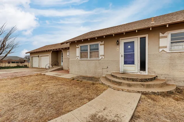 Photo 5 — 1228 S Ralls Highway, Floydada, TX 79235