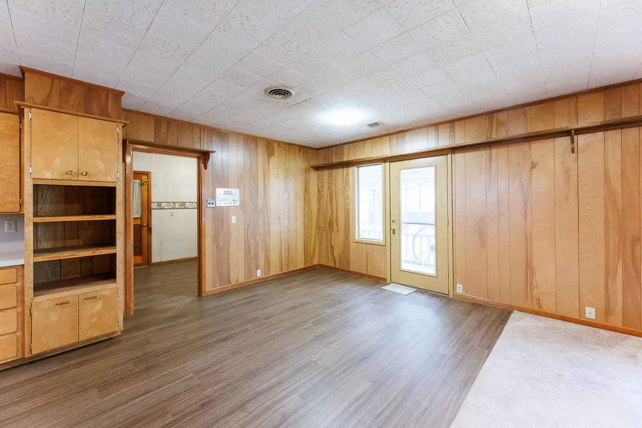 Photo 14 — 1228 S Ralls Highway, Floydada, TX 79235