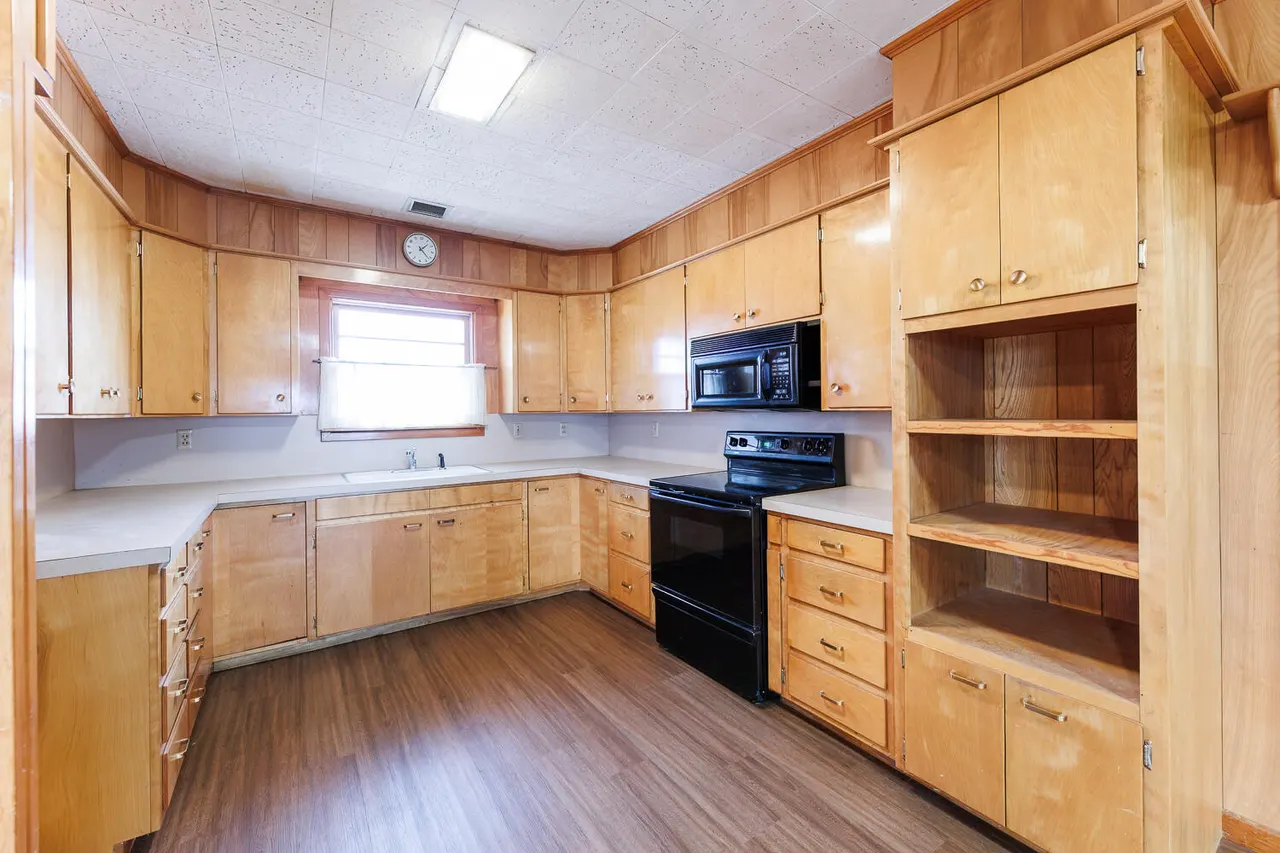 Photo 15 — 1228 S Ralls Highway, Floydada, TX 79235