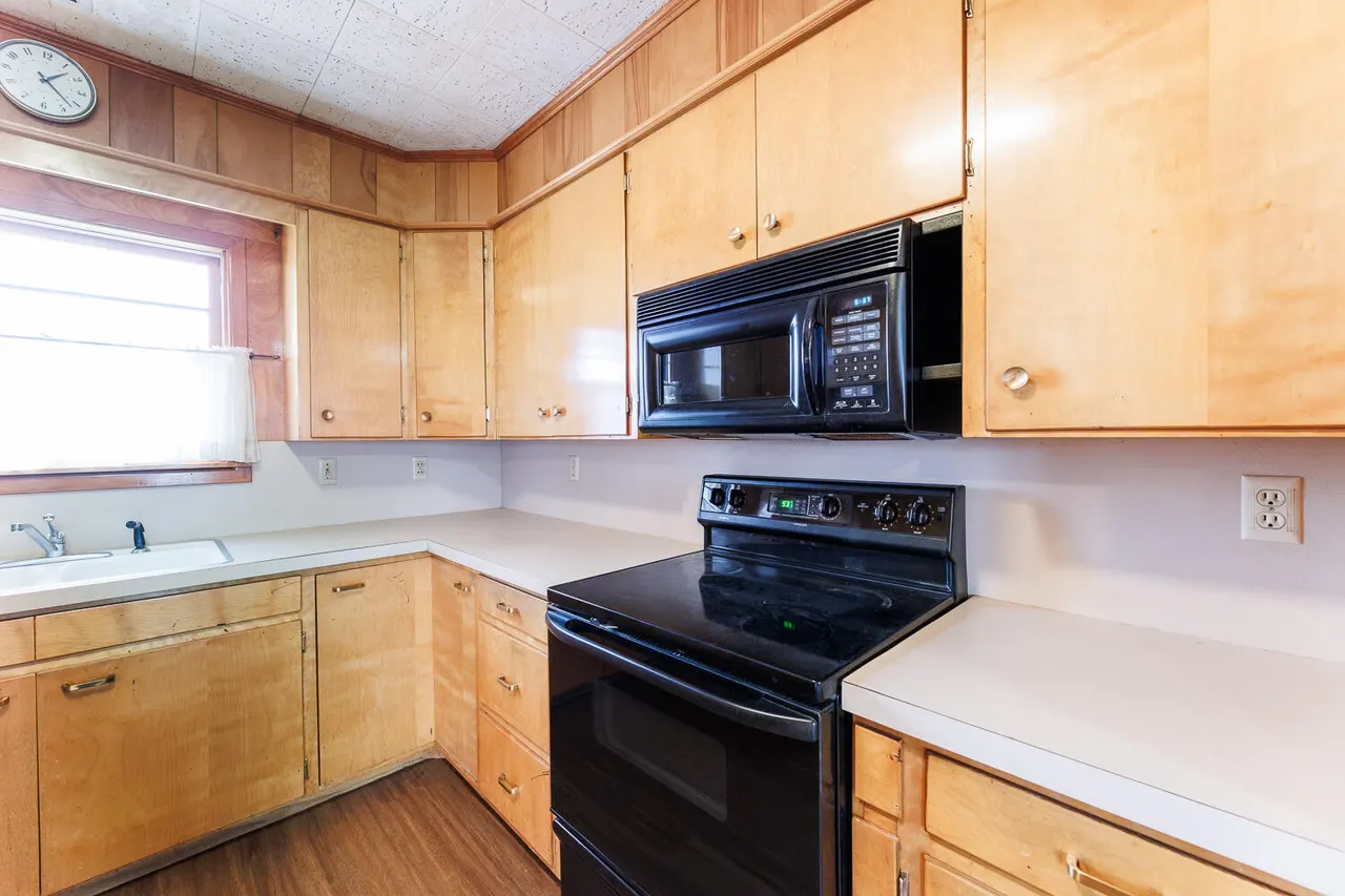 Photo 16 — 1228 S Ralls Highway, Floydada, TX 79235