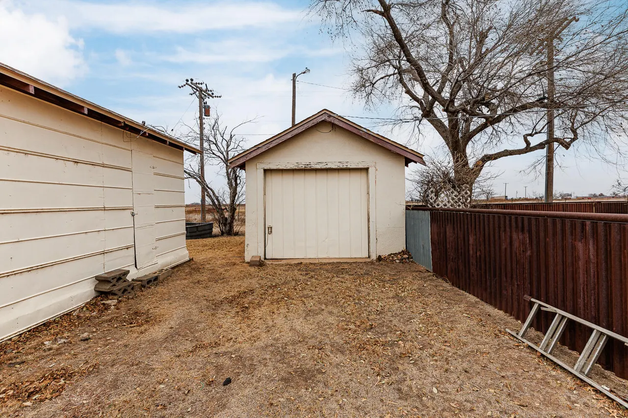 Photo 41 — 1228 S Ralls Highway, Floydada, TX 79235