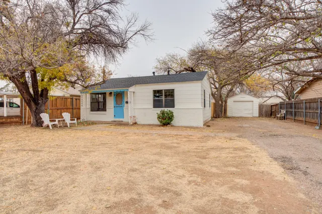 Photo 2 — 3318 36th Street, Lubbock, TX 79413