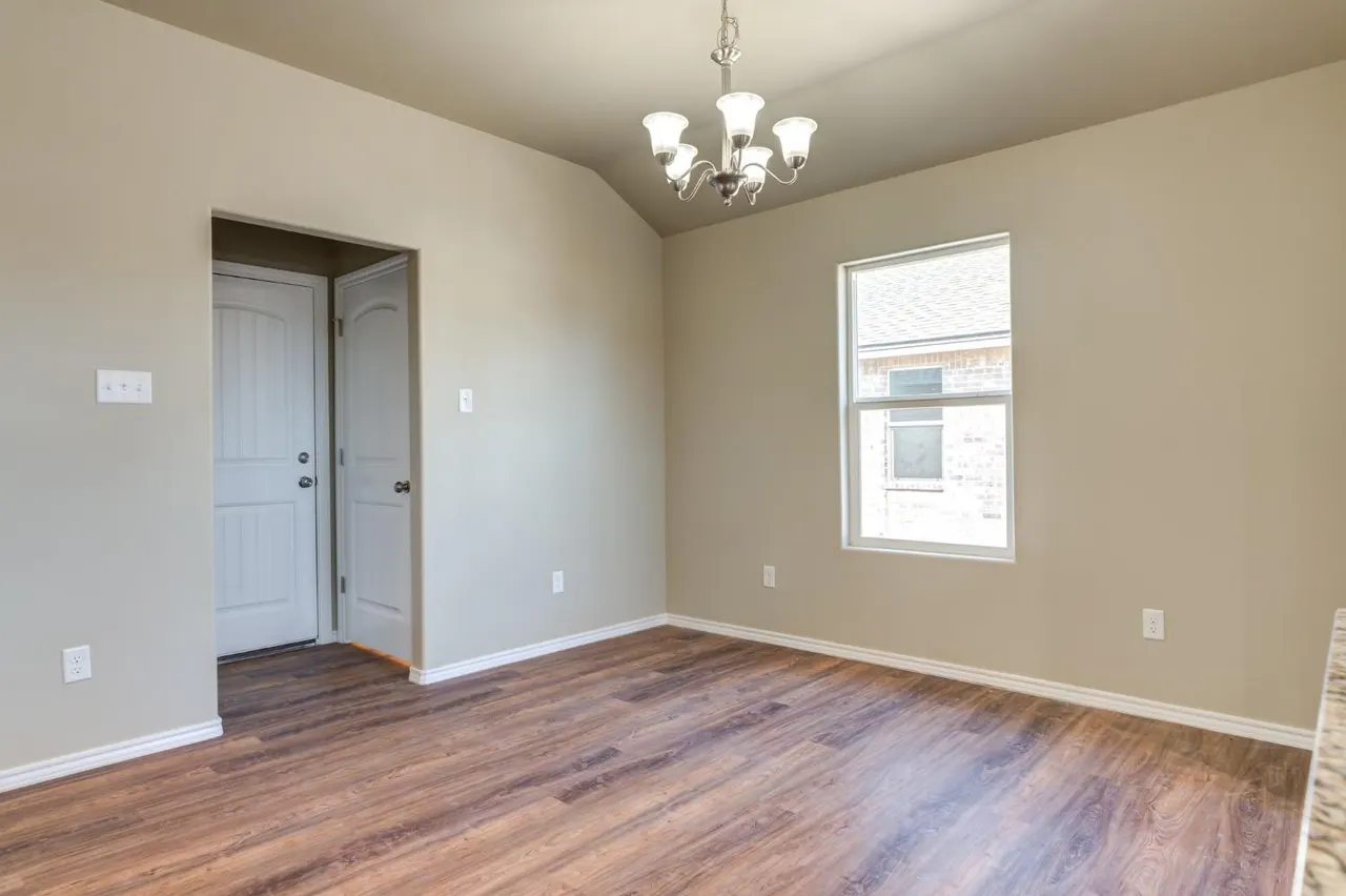 Photo 9 — 930 E Municipal Drive, Lubbock, TX 79403