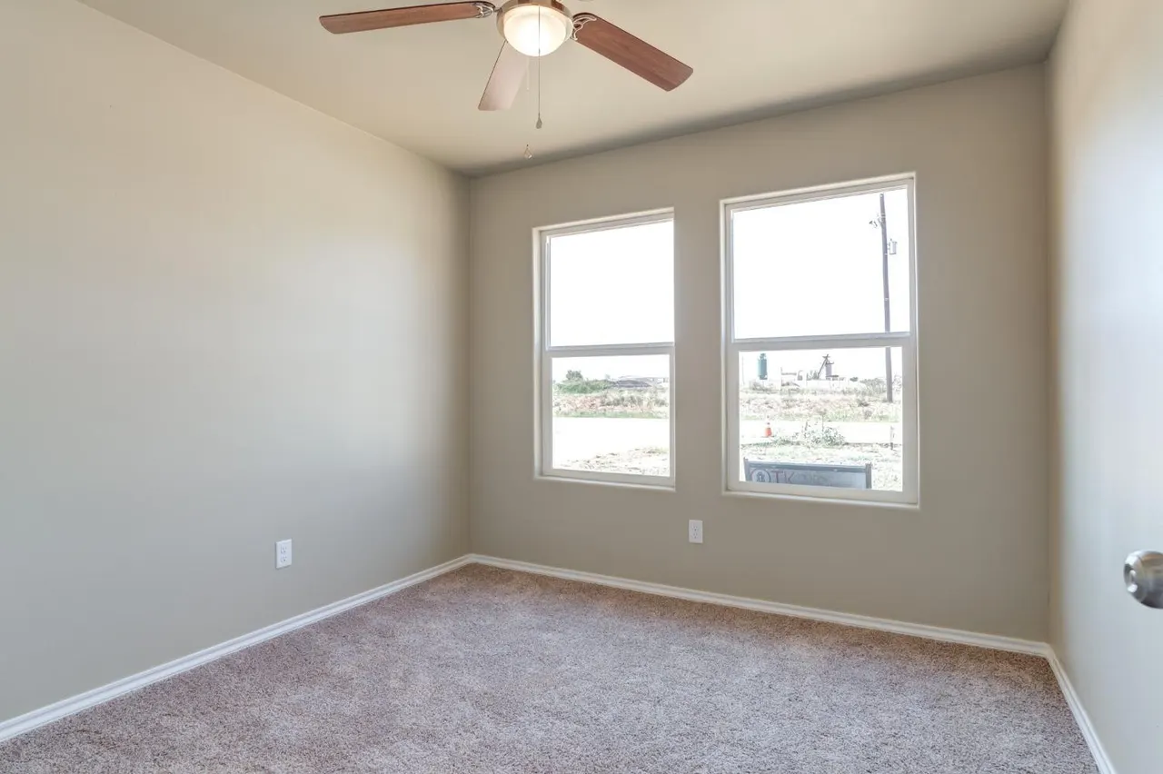 Photo 19 — 930 E Municipal Drive, Lubbock, TX 79403