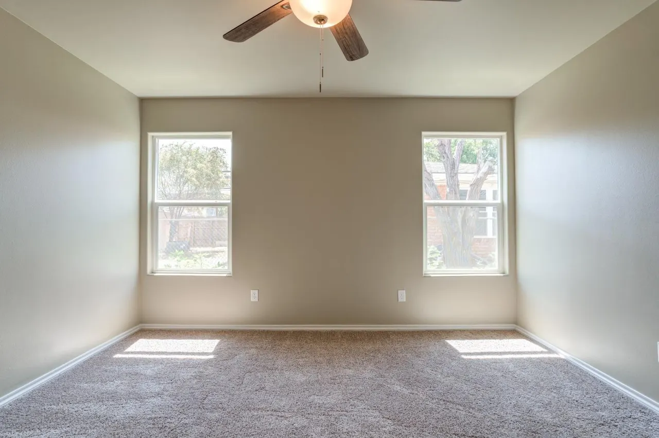 Photo 24 — 930 E Municipal Drive, Lubbock, TX 79403