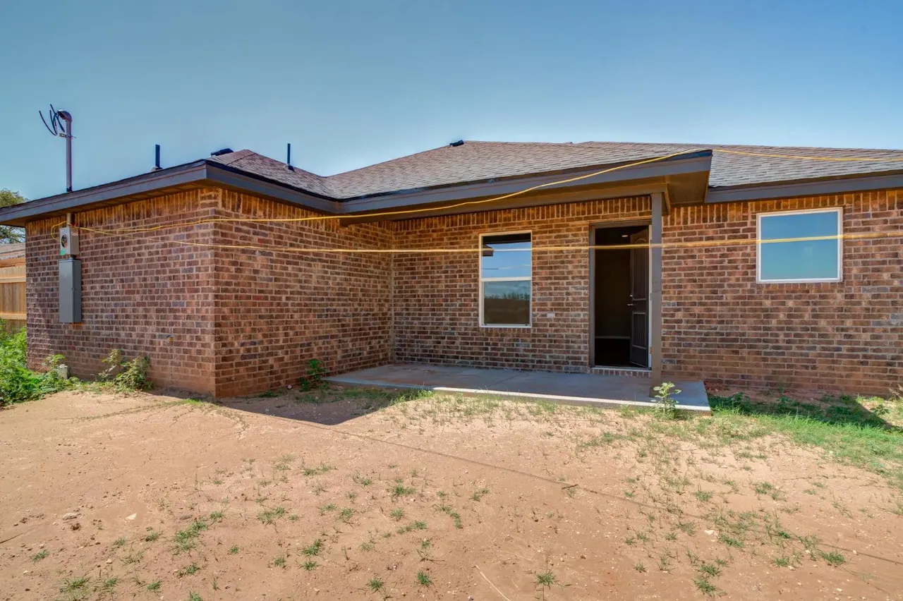 Photo 29 — 930 E Municipal Drive, Lubbock, TX 79403