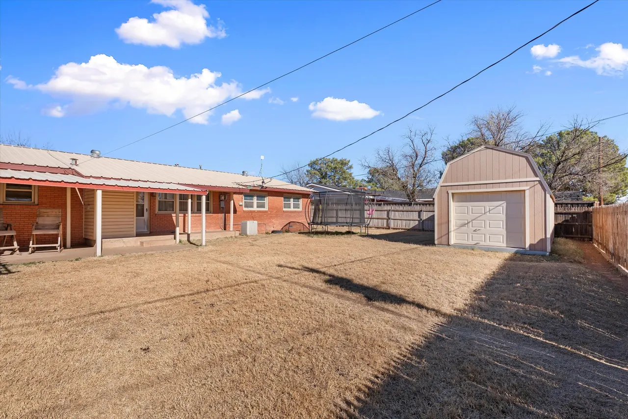 Photo 17 — 804 2nd Street, Plains, TX 79355