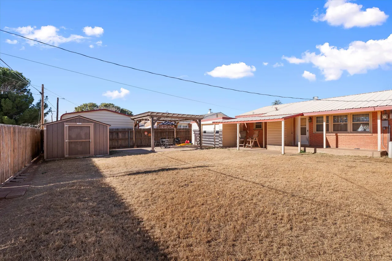 Photo 19 — 804 2nd Street, Plains, TX 79355