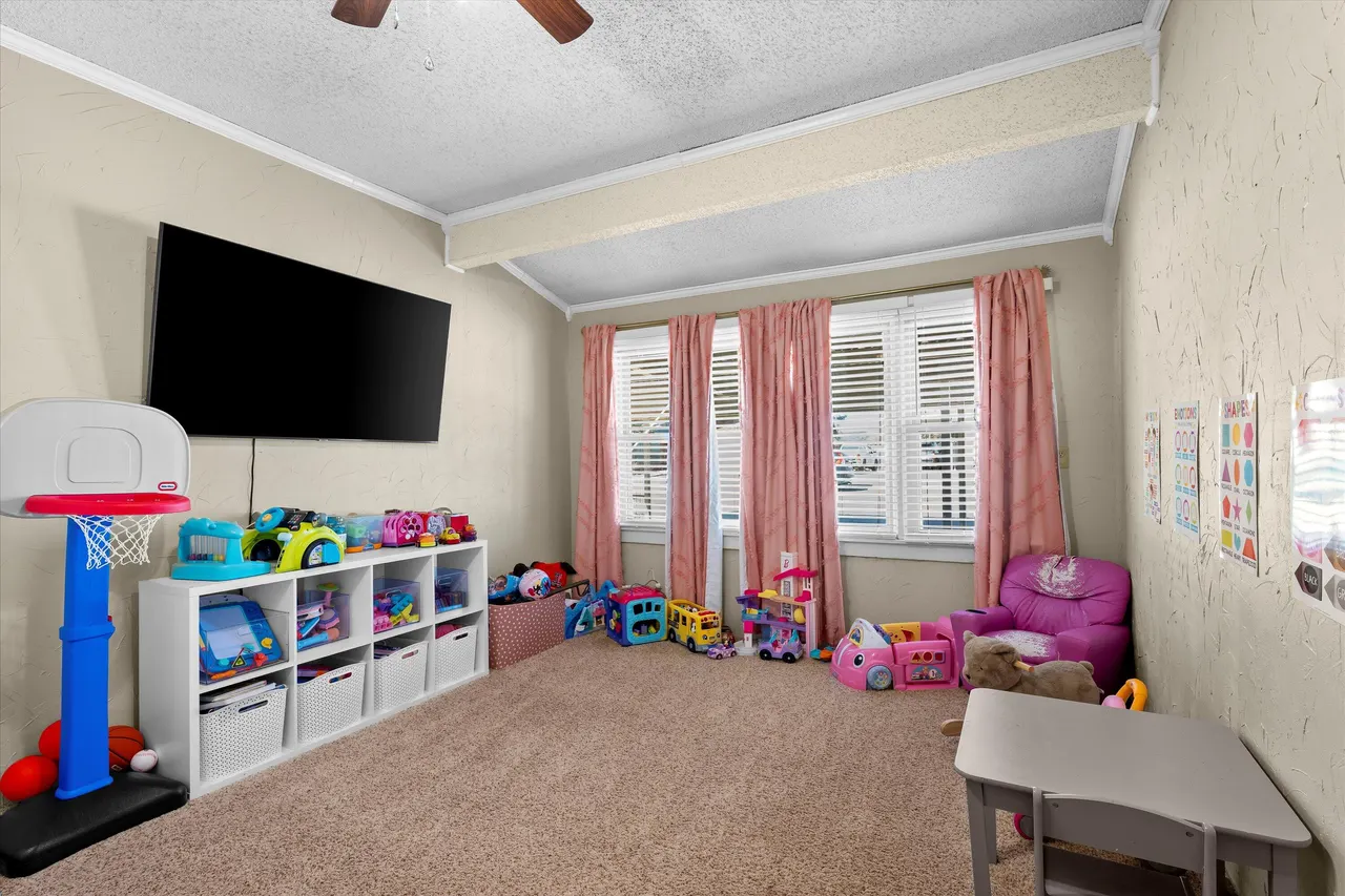 Photo 13 — 804 2nd Street, Plains, TX 79355