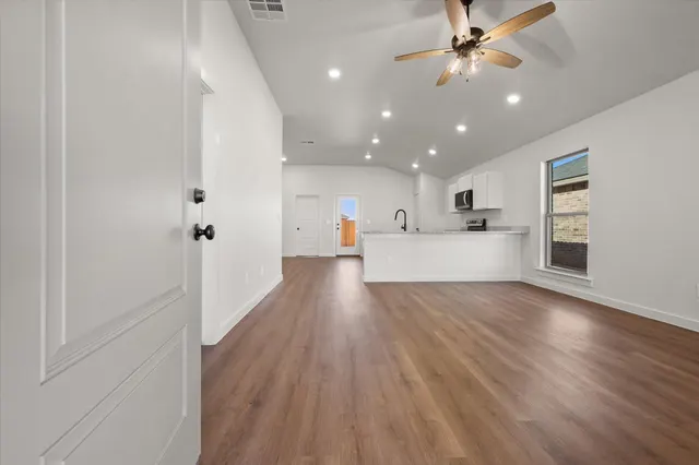 Photo 2 — 1305 N Chicago Avenue, Lubbock, TX 79416