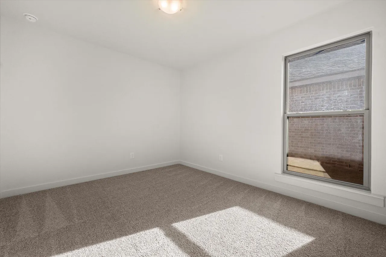 Photo 17 — 1305 N Chicago Avenue, Lubbock, TX 79416