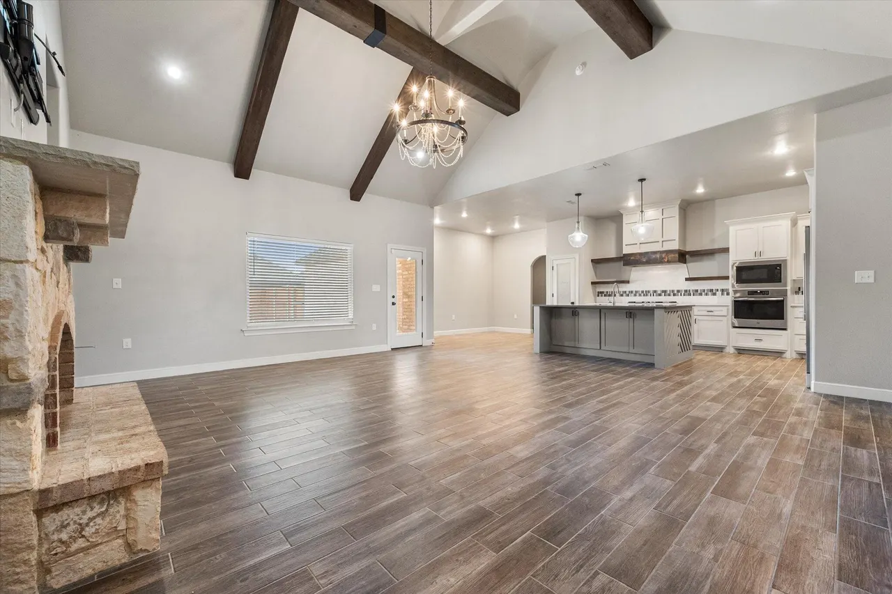 Photo 6 — 717 N 7th Street, Wolfforth, TX 79382