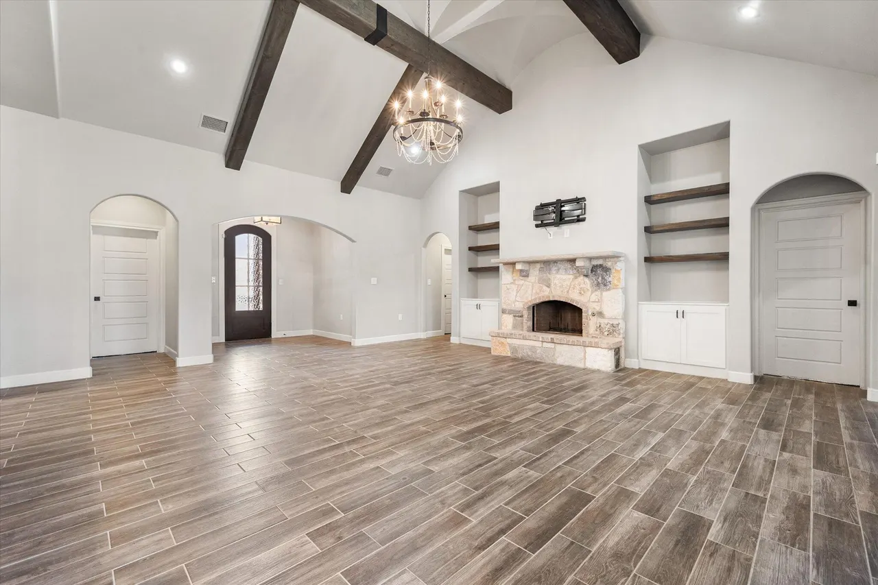 Photo 8 — 717 N 7th Street, Wolfforth, TX 79382