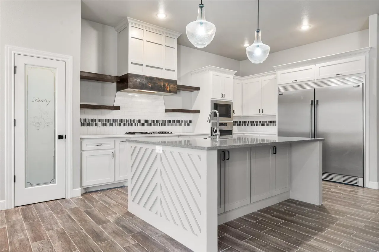 Photo 10 — 717 N 7th Street, Wolfforth, TX 79382