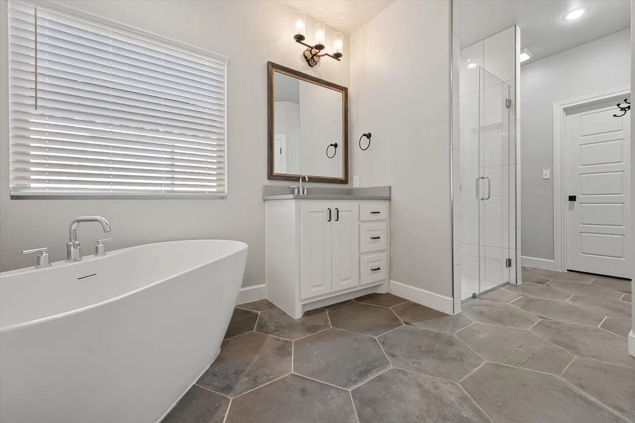 Photo 29 — 717 N 7th Street, Wolfforth, TX 79382